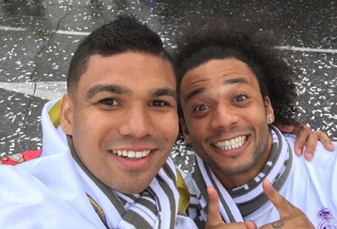 Real volta para Madri e faz festa com torcida na Praça Cibeles (Crédito: Reprodução)