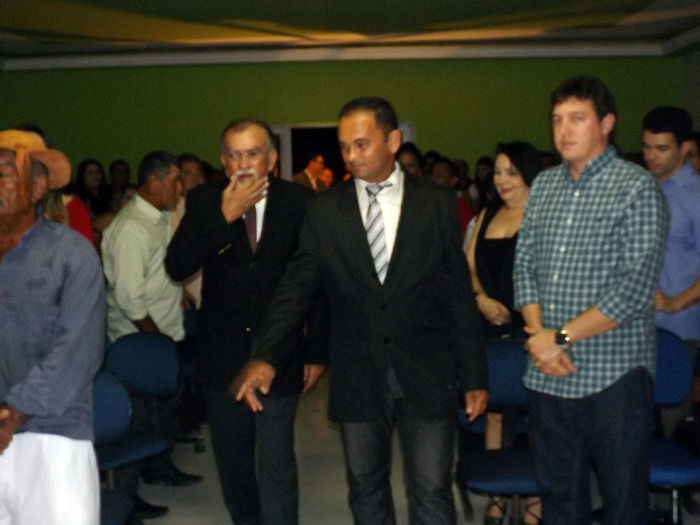 Lukano Sá comparece ao 24º aniversário de Colônia do Piauí - Imagem 1