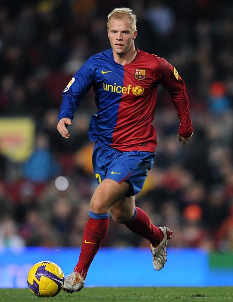 Gudjohnsen em jogo pelo Barcelona (Crédito: Reprodução)