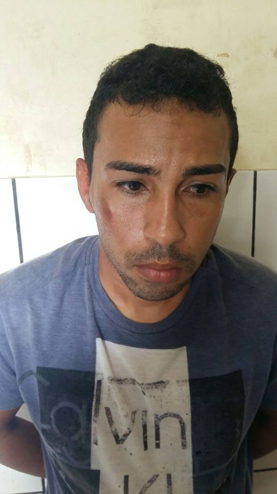 Acusado preso (Crédito: Plantão Policial PI)