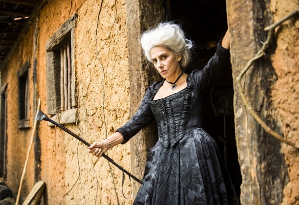 Aos 58 anos, Maitê Proença impressiona com nude e boa forma em novela (Crédito: Reprodução)