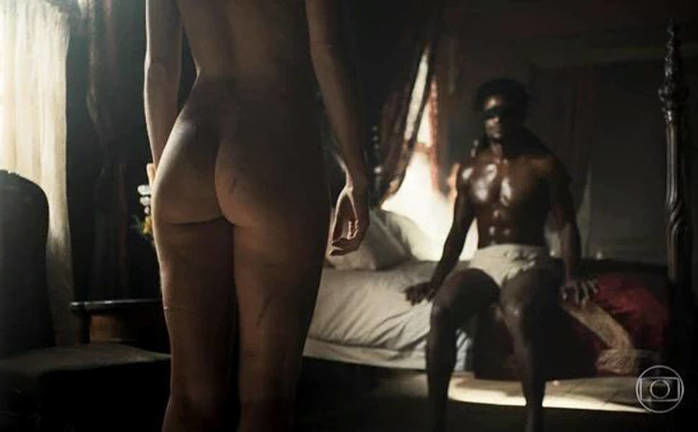 Aos 58 anos, Maitê Proença impressiona com nude e boa forma em novela (Crédito: Reprodução)