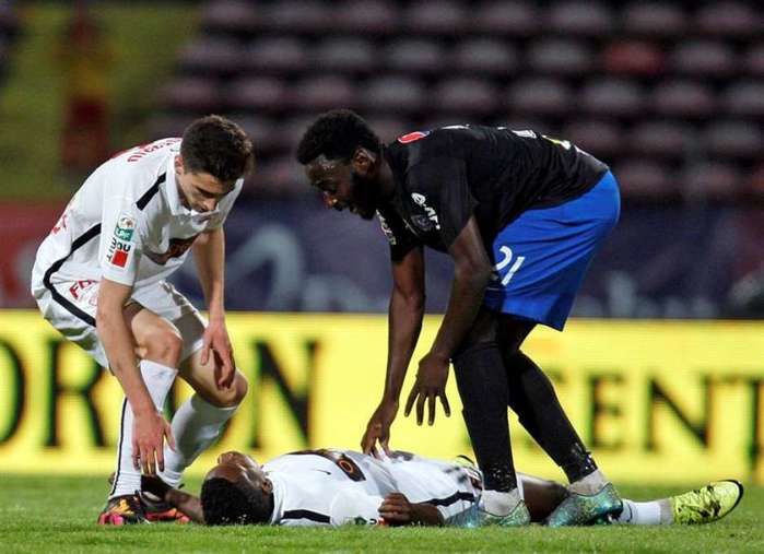 Jogador morreu após parada cardíaca no jogo