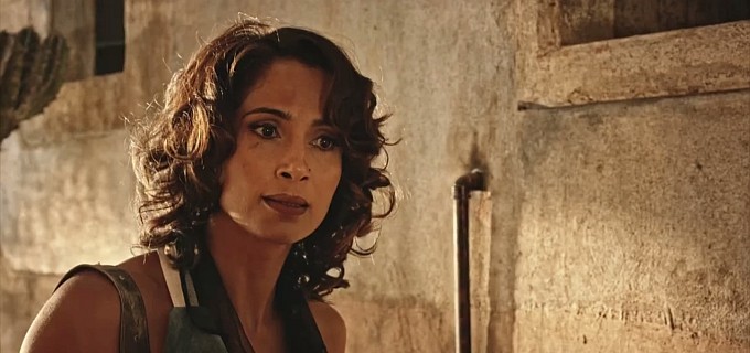 Tereza não suporta beijo de Luzia e Santo