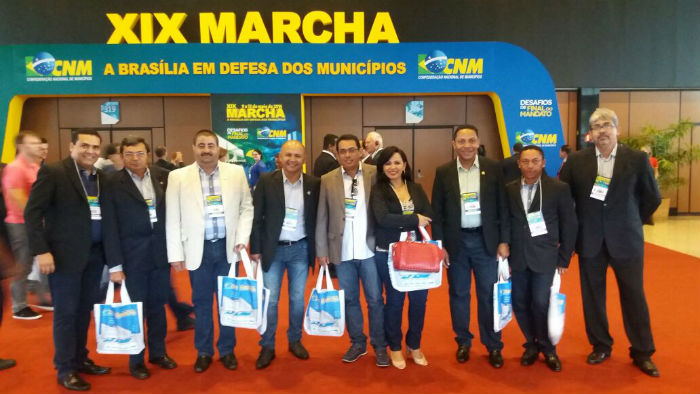 Prefeitos do Piauí participam de XIX Marcha a Brasília em Defesa dos Municípios