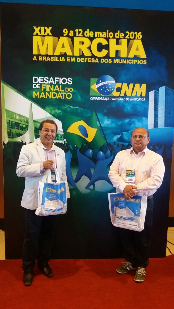 Prefeitos do Piauí participam de XIX Marcha a Brasília em Defesa dos Municípios