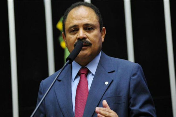 Deputado Waldir Maranhão anulou a tramitação do processo de Impeachment (Crédito: Reprodução)