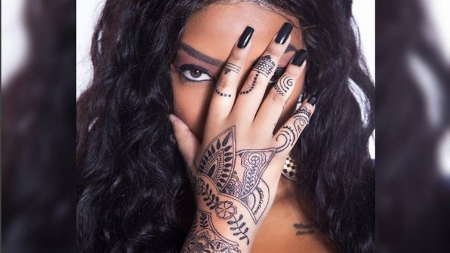 Ludmilla e a nova tatto (Crédito: reprodução)
