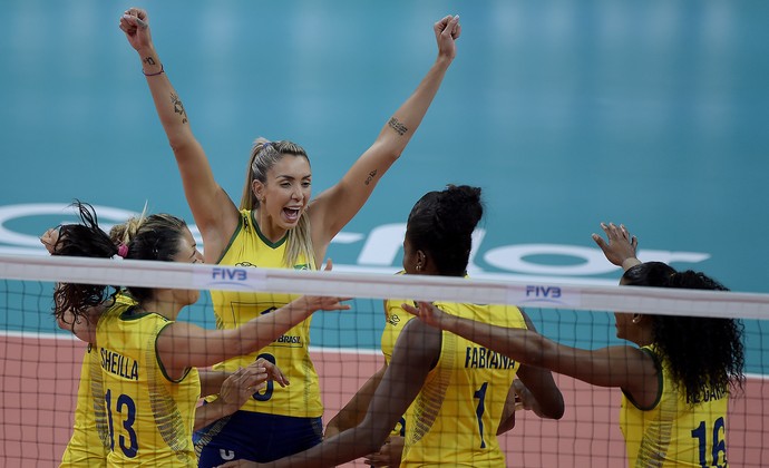 Brasileiras vibram com vitória