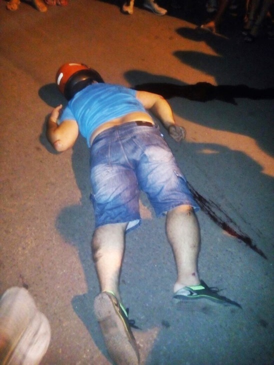 Homem morreu no local do crime (Crédito: Reprodução)