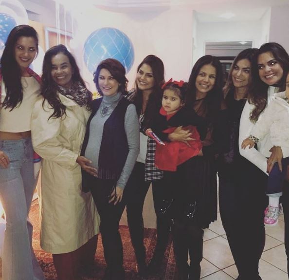 Antônia Fontenelle e amigas (Crédito: Reprodução)