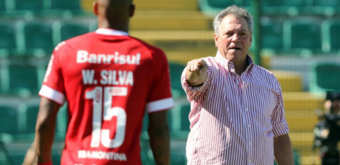 Nome de Abel Braga está sendo cogitado (Crédito: Getty)
