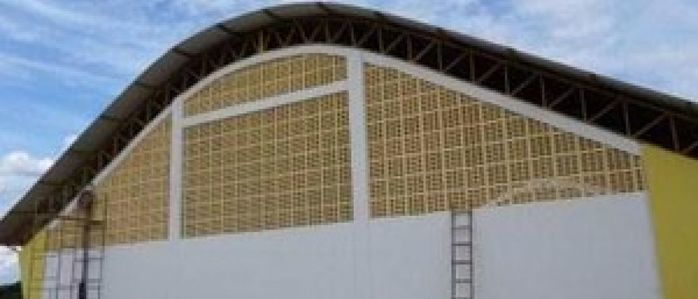 Ginásio poliesportivo onde teria ocorrido o estupro coletivo (Crédito: Arquivo Pessoal)