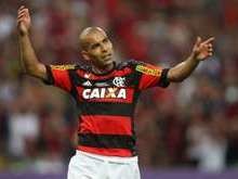 Empresário desmente que Emerson esteja insatisfeito no Flamengo