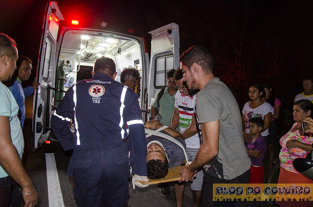 Acidente envolve van que transportava 14 pessoas (Crédito: Reprodução)