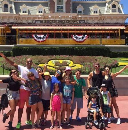 Juliana Paes banca viagem para toda a família à Disney (Crédito: Reprodução)