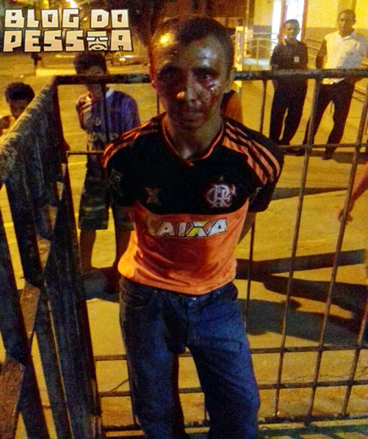 Acusado foi detido pela população (Crédito: Reprodução)