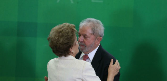 Dilma e Lula (Crédito: Estadão)