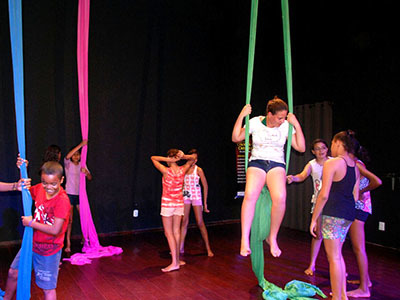 Oficinas marcam ano cultural do Cine Teatro Oeiras