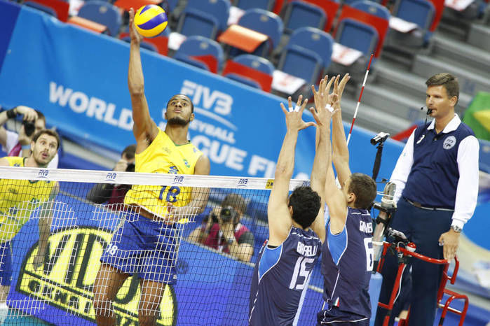Brasil vence com autoridade a Itália na Liga Mundial de Vôlei (Crédito: Reprodução)