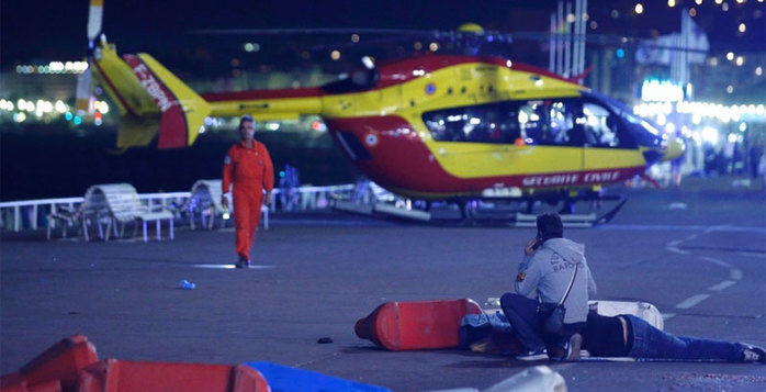 Ataque com caminhão em Nice (Crédito: AFP)