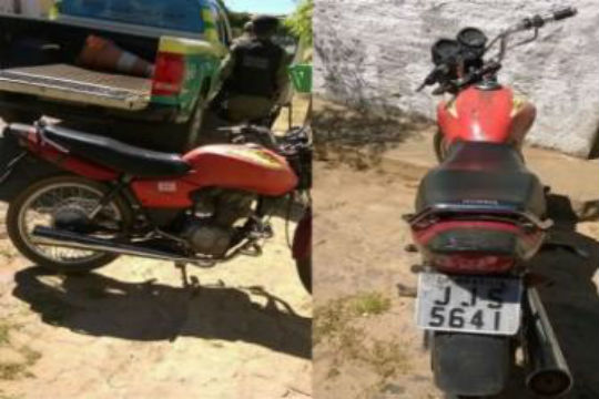 Motocicleta recuperada (Crédito: Reprodução)