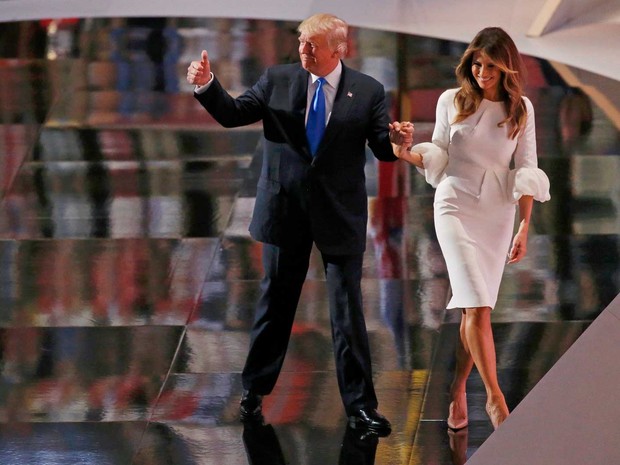 Candidato republicano Donald Trump apresenta sua mulher, a modelo eslovena naturalizada Melania
