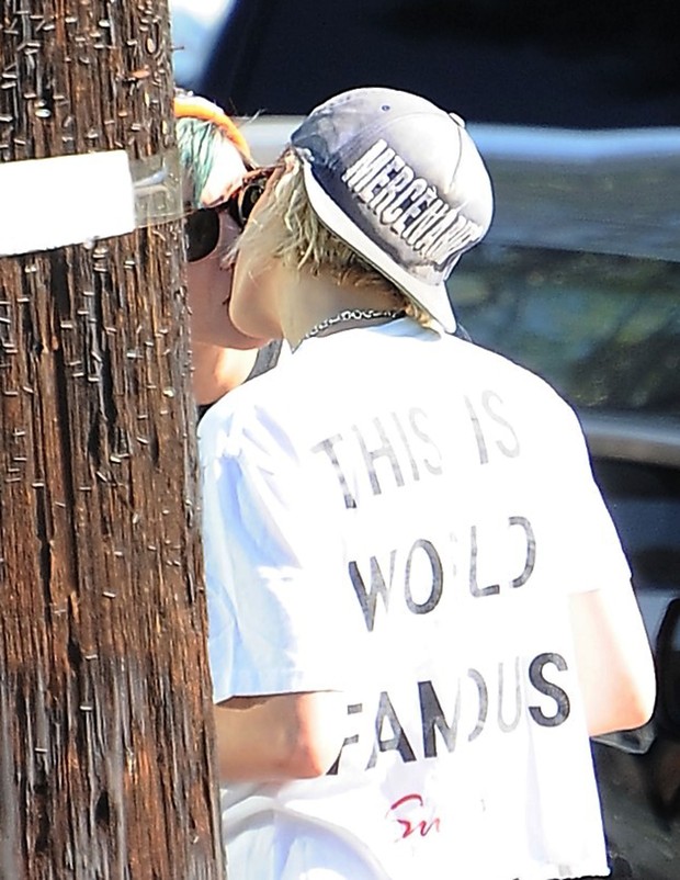 Kristen Stewart e a namorada (Crédito: Reprodução)