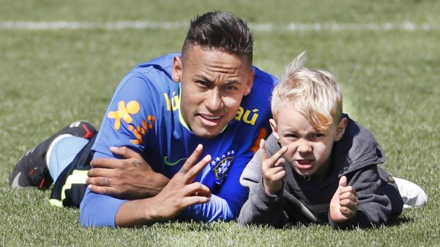 Neymar e Davi Lucca (Crédito: Reprodução)