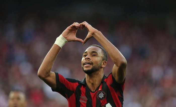 Atlético Paranaense e Fluminense (Crédito: Reprodução)