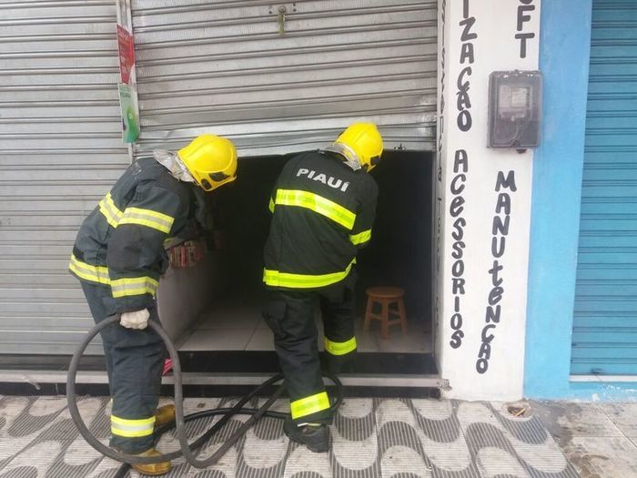 Incêndio em loja de Parnaíba (Crédito: Reprodução)