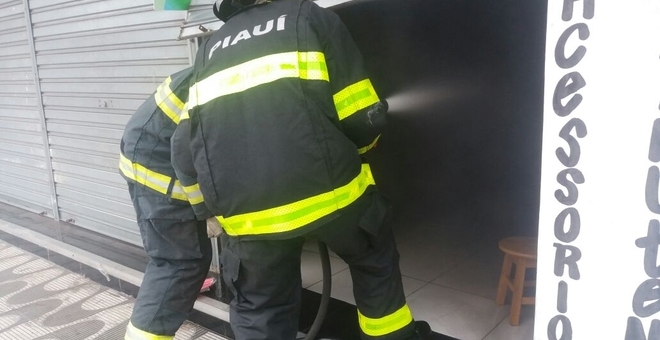 Incêndio em loja de Parnaíba (Crédito: Reprodução)
