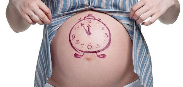 Bebês podem passar mais de 9 messes na barriga da mãe?