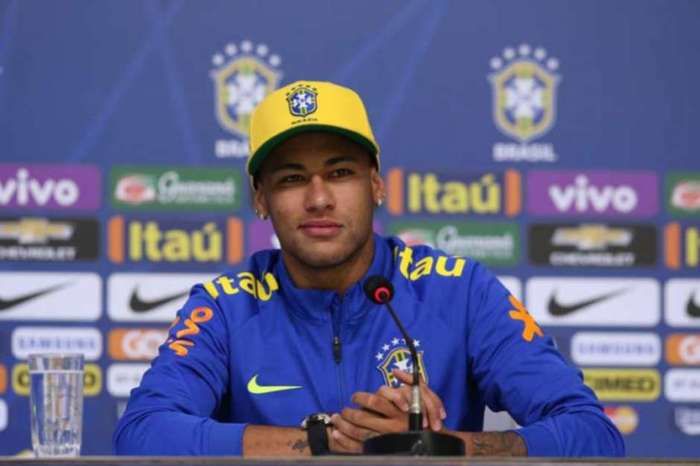 Atacante Neymar em entrevista coletiva (Crédito: Lance)