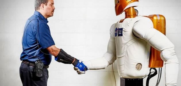 Luvas da NASA são capazes de dar super-força