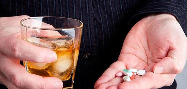 E se misturamos analgésico com bebida alcoólica?