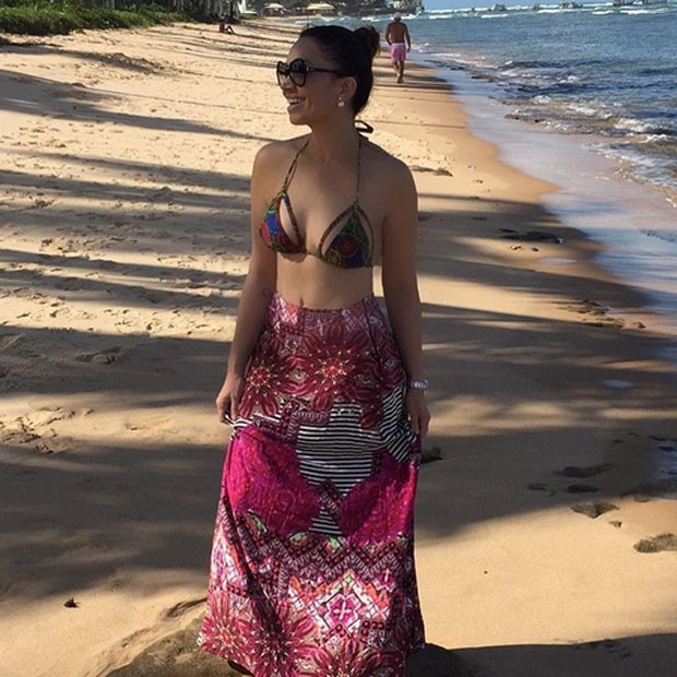 Sol Almeida curte praia (Crédito: Reprodução/ Instagram)