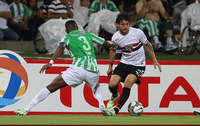 Atlético Nacional e São Paulo (Crédito: Reprodução)