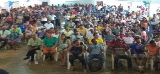 Povo lota clube e ruas da cidade em lançamento de Pré-candidatura