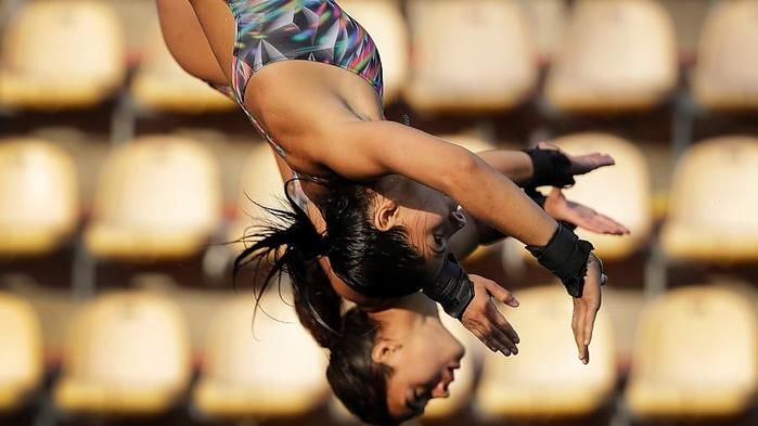 Giovanna Pedroso e Ingrid Oliveira, ex-dupla brasileira nos saltos ornamentais (Crédito: AP)