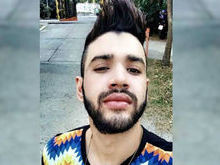 Gusttavo Lima nega preenchimento labial igual ao de Anitta; fotos