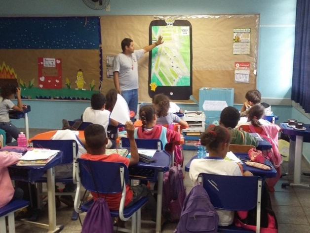 Professor usa Pokémon Go para ensinar geografia aos alunos (Crédito: Reprodução)
