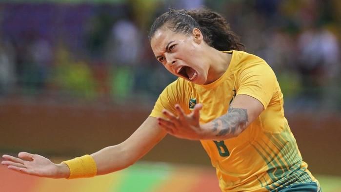 Fernanda Da Silva comemorando gol contra Montenegro (Crédito: Reuters)