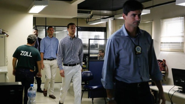 Nadadores prestam depoimento (Crédito: Divulgação )