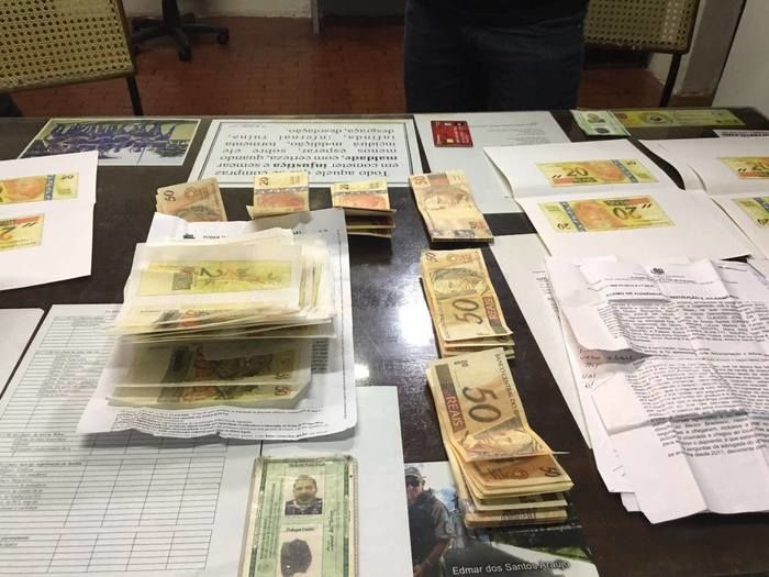 Cédulas falsas apreendida com Josué da Silva (Crédito: Divulgação)
