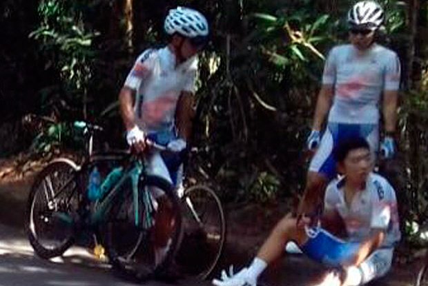 Ciclista coreano Okcheol Kim foi atropelado por carro (Crédito: PRF)