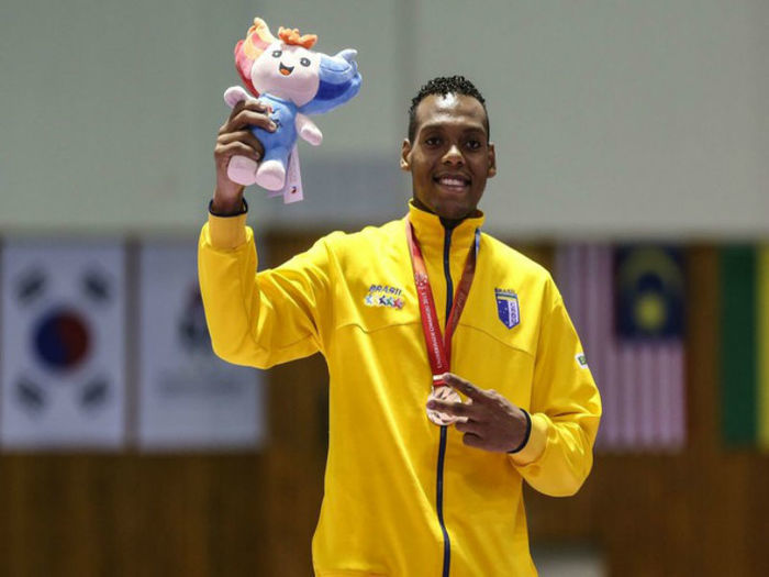 Maicon Andrade conquista o bronze (Crédito: Divulgação/CBDU)