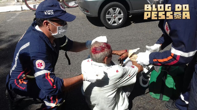 Idoso é atropelado ao tentar atravessar na faixa de pedestre (Crédito: Reprodução)