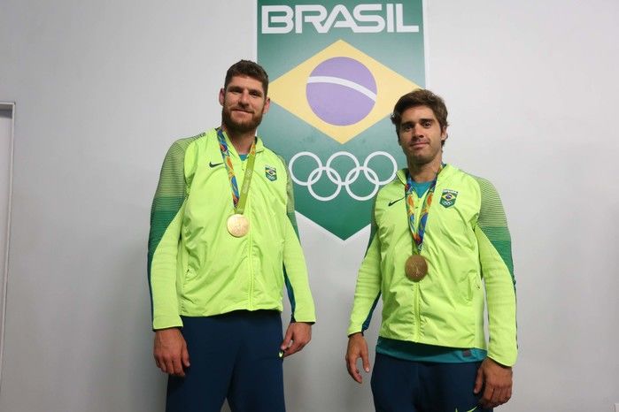 Medalha de Ouro no vôlei de praia masculino