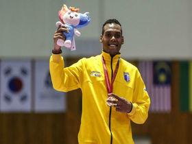 Ex-peão de obra e garçom, Maicon Andrade conquista o bronze